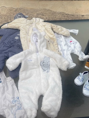Winnie the Pooh kids clothes bundle 0-3 months like new