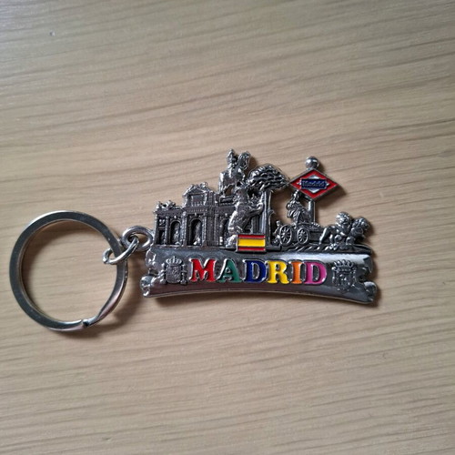 Madrid keychain new, multicolored and silver