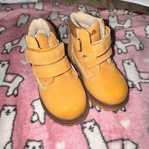Boys' shoes used, set of 5 pairs, size 22-22.5 toddler