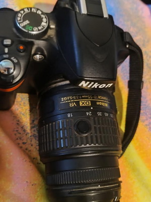 Nikon D3200 φωτογραφική μηχανή σαν καινούργια