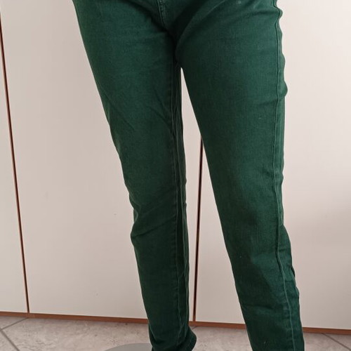 Stradivarius women's green slim fit jeans used, elastic fabric