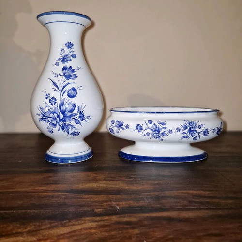 Porcelain decorative set with 28 cm vase