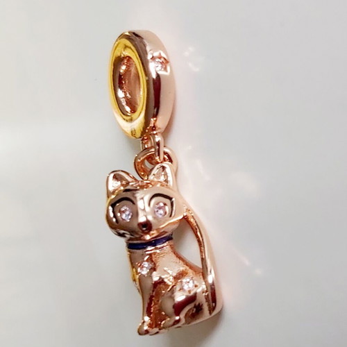 Silver talisman S925 test in pink shade.