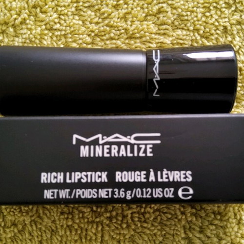 MAC Mineralize Meta-Fabulous lipstick like new