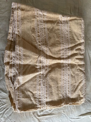 Woven wool blankets new, set of 2, dimensions 2.50x2.40 and 2.10x1.90