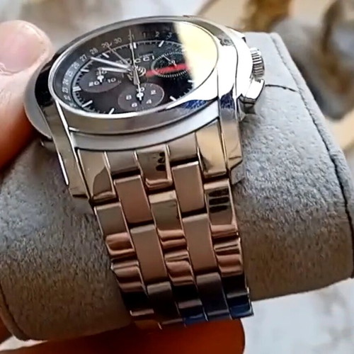 Gucci men's wristwatch like new, black