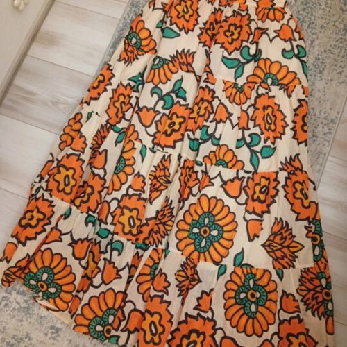 Karavan set with skirt and plain bodysuit, colorful orange