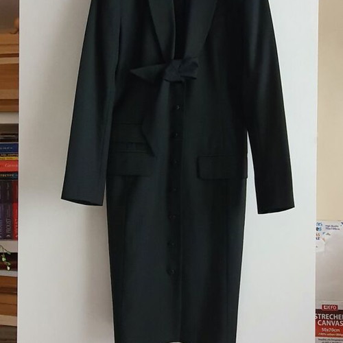 Simple dress new, 100% virgin wool, size S, black