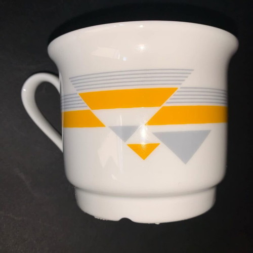 Set of 3 Vintage Porcelain Cups with Saucers Ionia used