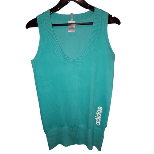 Sleeveless sweater