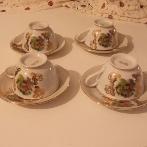 Porcelain teapot set like new