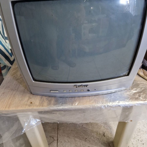 Perfect 18-inch TV used, fully functional