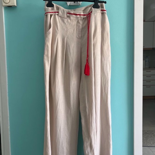 Beige linen pants new in sizes S and M Gizia