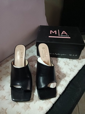 Mia Shoes mules new, size 38, black