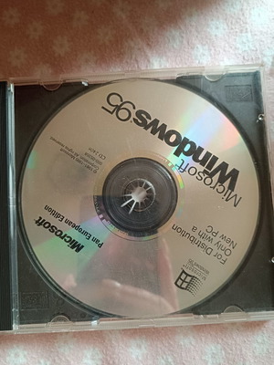 Windows 95 software, without damages, used