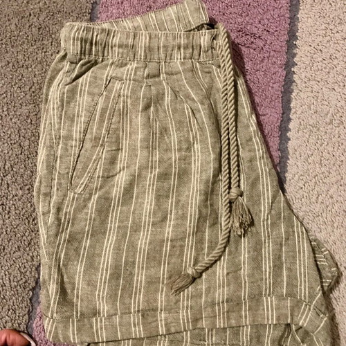Esmara shorts like new, green, size L