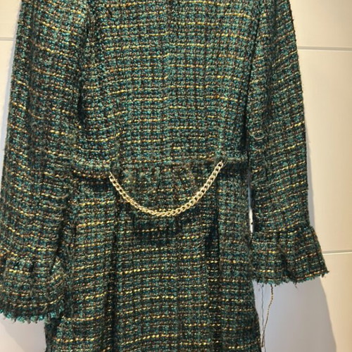 Chanel coat like new, bouclé with gold buttons, size S