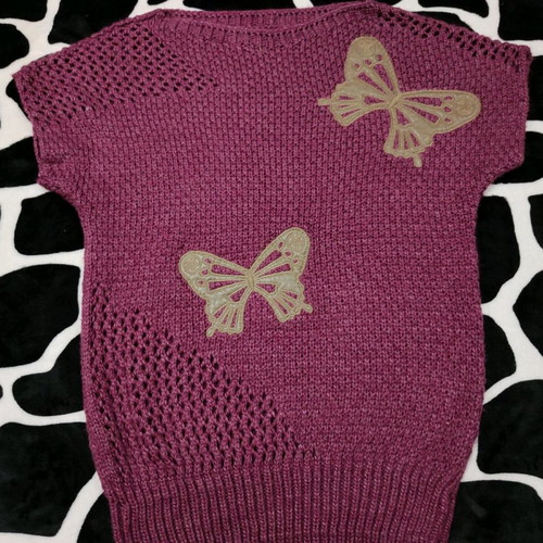Knitted sleeveless vest used, size medium, pink