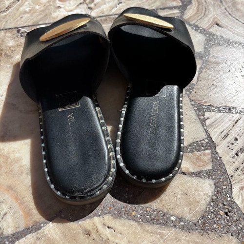 Women's flat sandals used, black with gold buckle, size 38