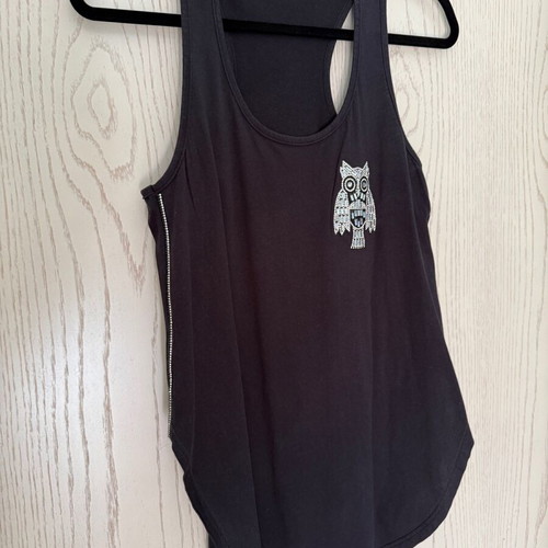 Doretta Top used, one size, with rhinestones front and sides