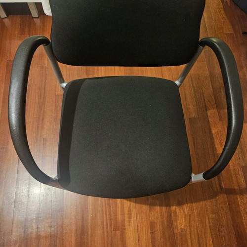 Visitor chair used, fabric, lightweight and sturdy