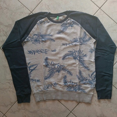 United Colors of Benetton men's pullover size S like new