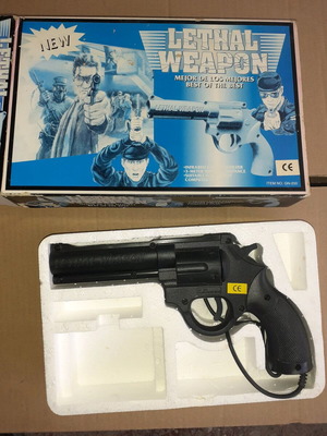 Lethal Weapon PC gun new with lazer system
