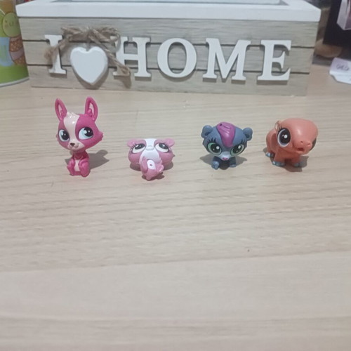 Littlest Pet Shop mini figures like new