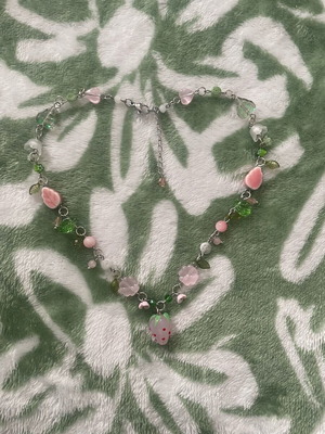 Strawberry Garden Charm κολιέ σαν καινούργιο, χειροποίητο, ροζ και πράσινο