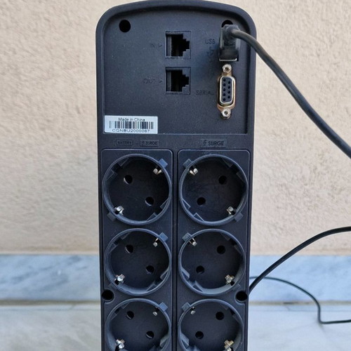 CyberPower CP1300EPFCLCD UPS Line-Interactive 1300VA 780W used with 6 Schuko outlets