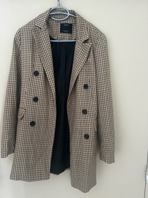Bershka women's coat used, white and beige, size S