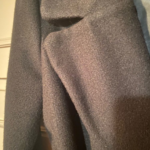 Black women's coat with belt new size medium