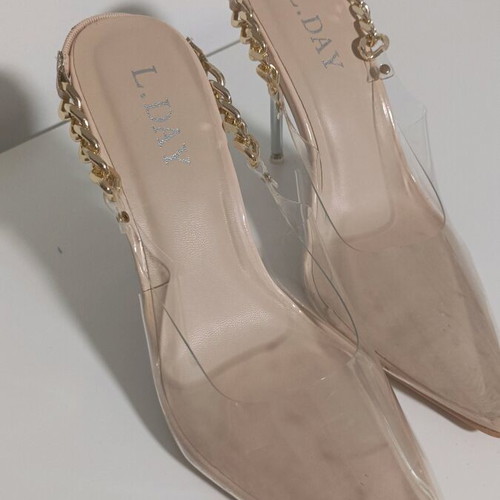 Sandals with transparent details and chain, like new, size 40