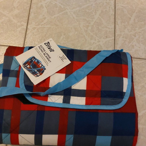 Crivit Picnic Blanket XXL new with thermal insulating bottom