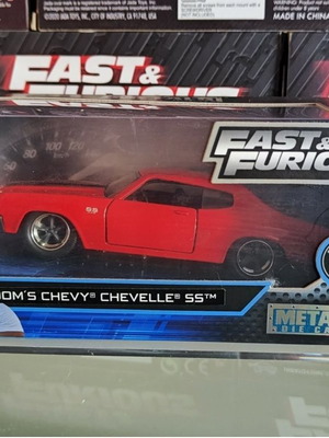 Fast & Furious Dom's Chevy Chevelle 55 metal model like new 1:32 scale