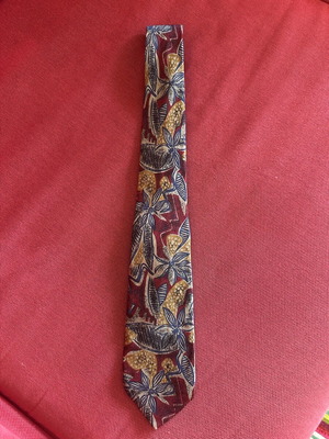 Altea Milano men's silk tie vintage like new, multicolored