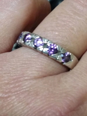 925 silver ring with amethyst like new