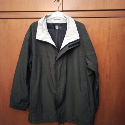 Men's spring windbreaker jacket like new, size L-XL, black and gray