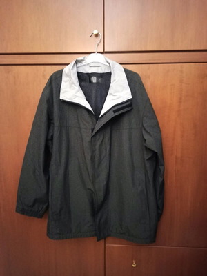 Men's spring windbreaker jacket like new, size L-XL, black and gray