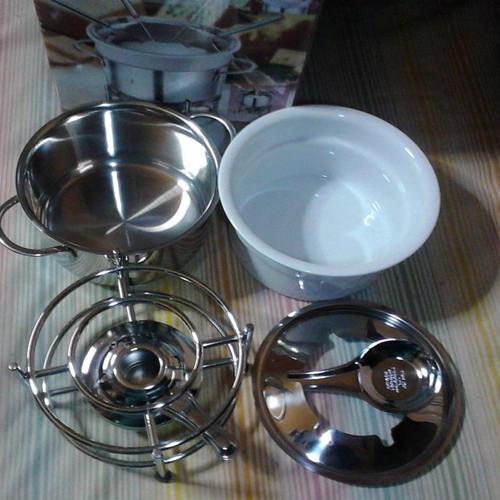 Fondue stainless steel and porcelain like new, unused with box