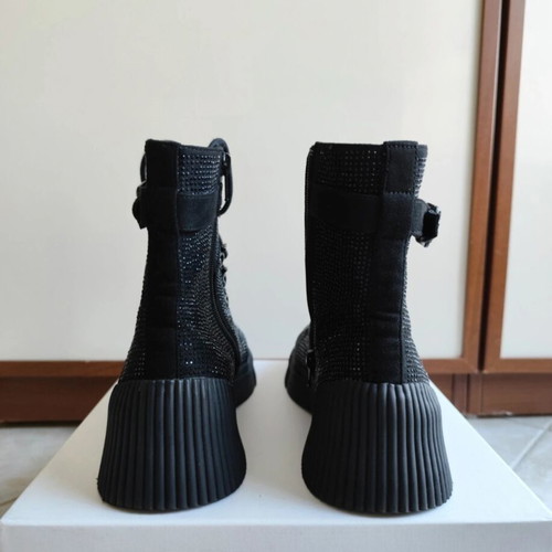 Bibi Lou ankle boots like new, size 40, black