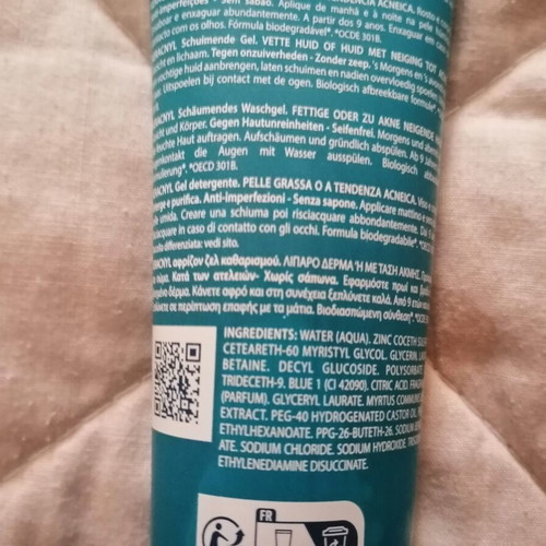 Keracnyl foaming gel by Ducray 100ml like new for oily or acne-prone skin