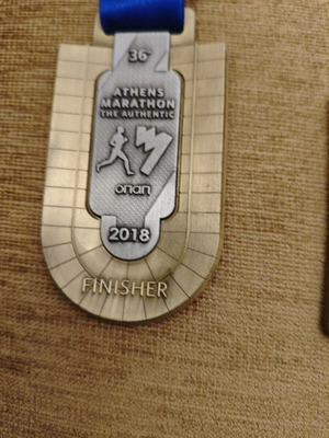 Marathon and Half-Marathon Medal 2018 like new, authentic