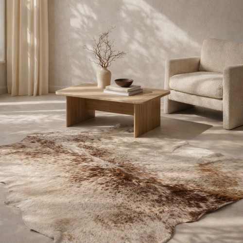 Cowhide rug 3x2 like new, natural leather with unique pattern