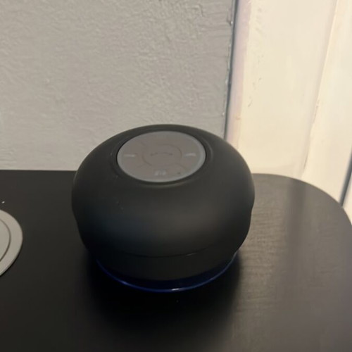 Bluetooth speaker new with suction cup portable