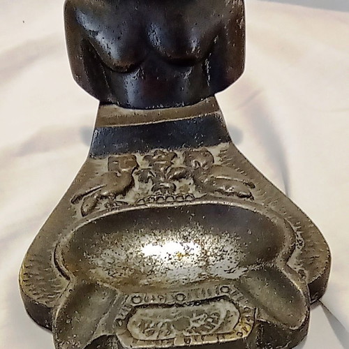 Vintage Metal Egyptian Pharaoh Ashtray 70s, like new