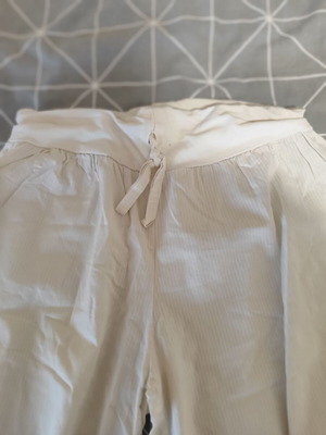 Pantelona thin fabric like new