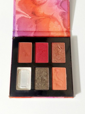 Avon Into the Sunset summer eyeshadow palette with coral Dust and Cream shadow gift