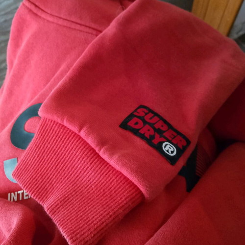 Superdry cropped sweatshirt like new, size large, red