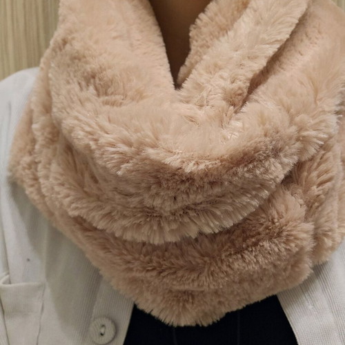 Pink scarf neck warmer new, warm